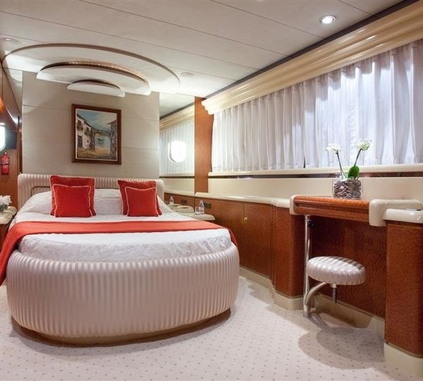 The 30m Yacht SUPERTOY