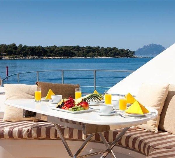 The 30m Yacht SUPERTOY