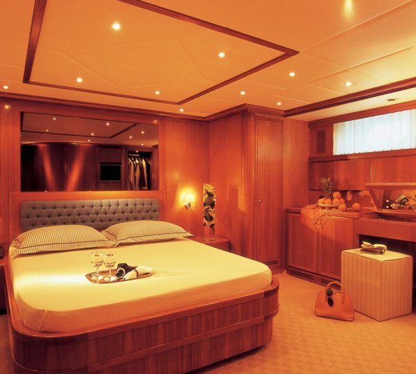 The 34m Yacht PROTEUS