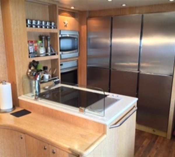 The 35m Yacht ARRECHO