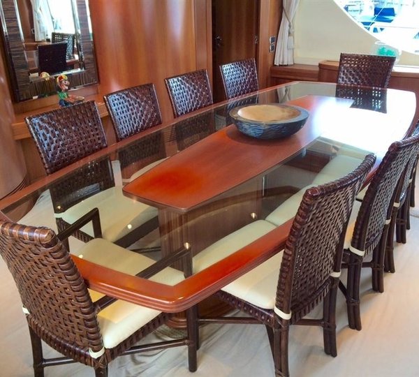 The 35m Yacht ARRECHO