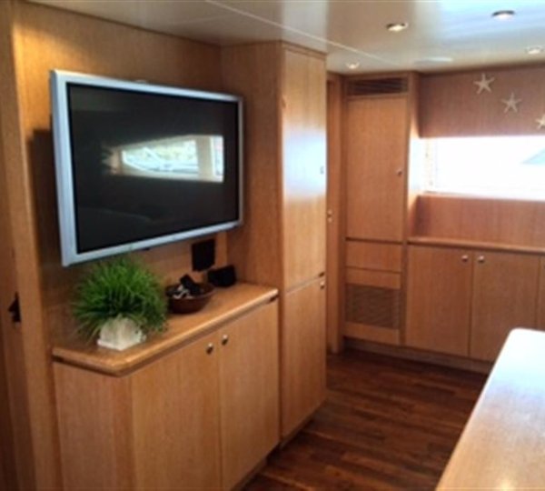 The 35m Yacht ARRECHO