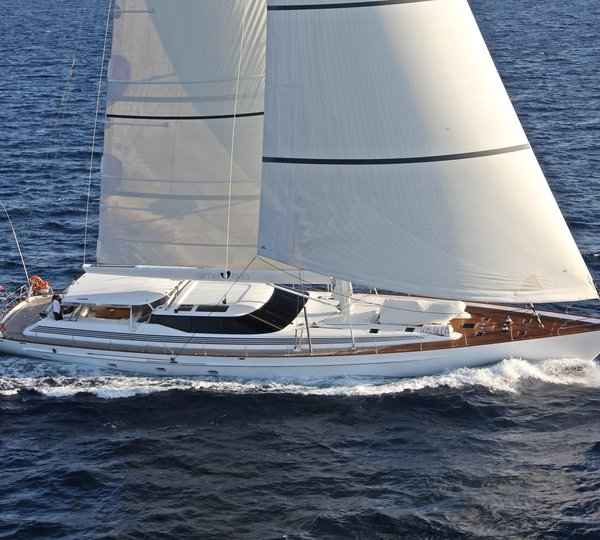 The 35m Yacht CAROLINE 1