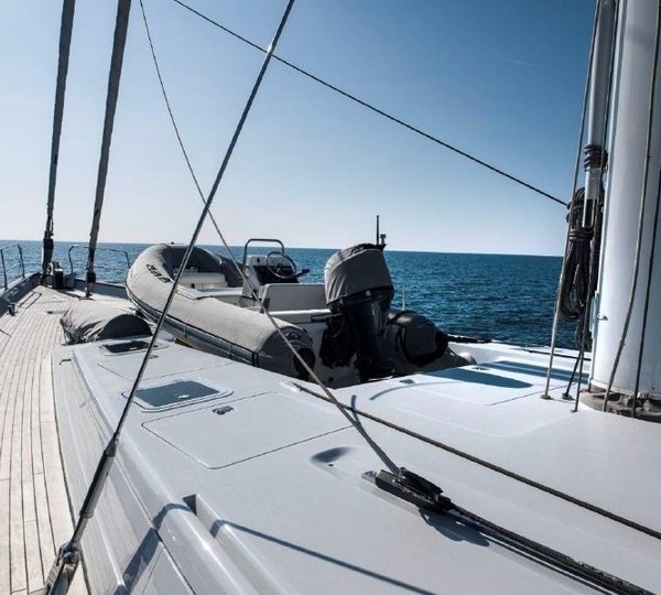 The 35m Yacht CAROLINE 1