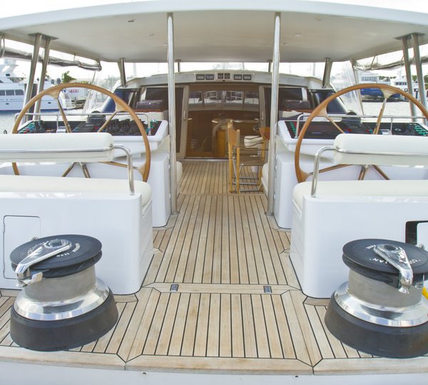 The 35m Yacht CAROLINE 1