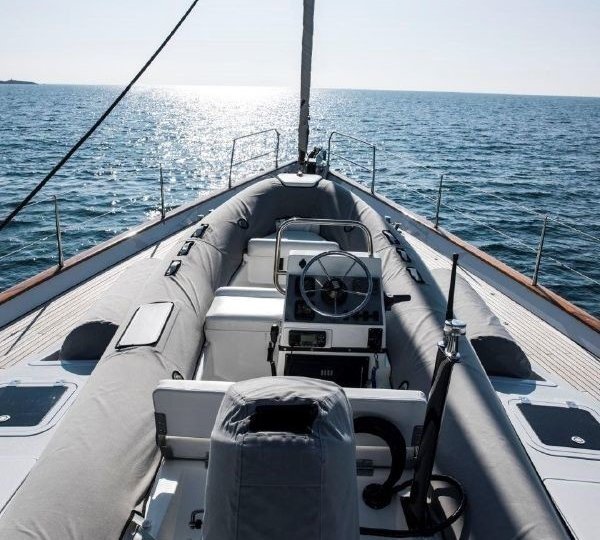 The 35m Yacht CAROLINE 1