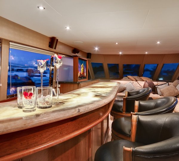 Drinks Bar On Board Yacht ANDIAMO