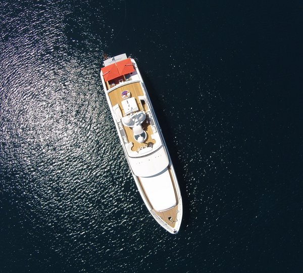 The 38m Yacht ALUMERCIA