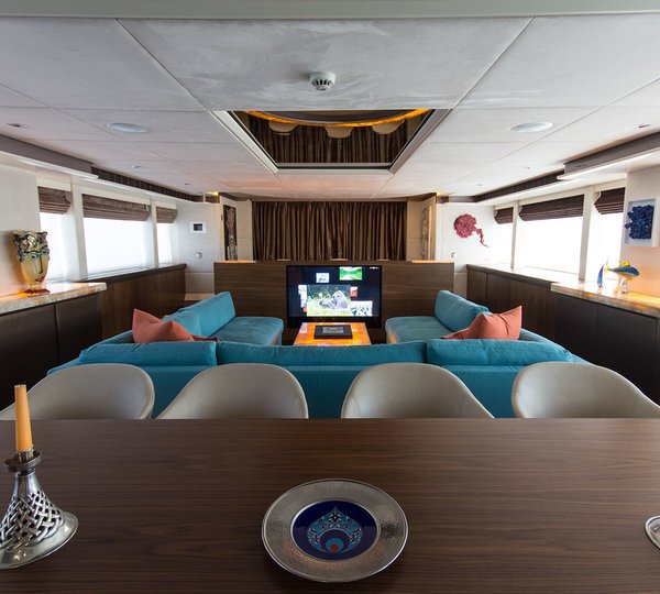 The 38m Yacht ALUMERCIA