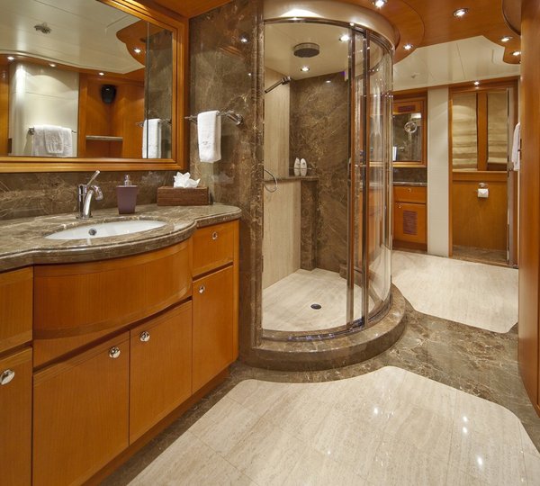 The 40m Yacht ARIELA