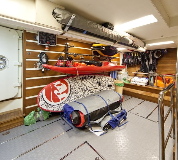 The 40m Yacht ARIELA