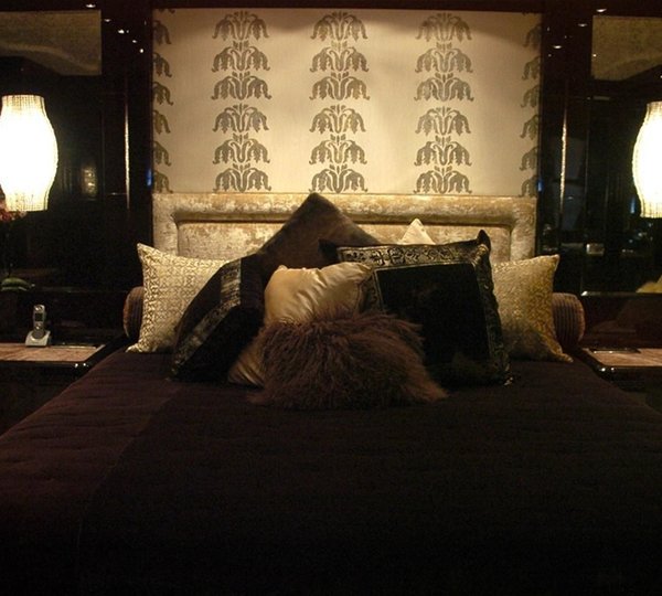 The 40m Yacht AWESOME