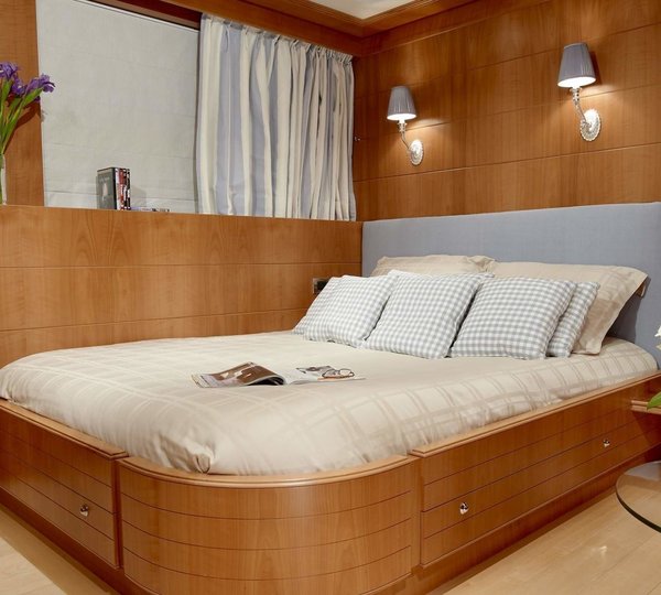 The 40m Yacht MAC BREW