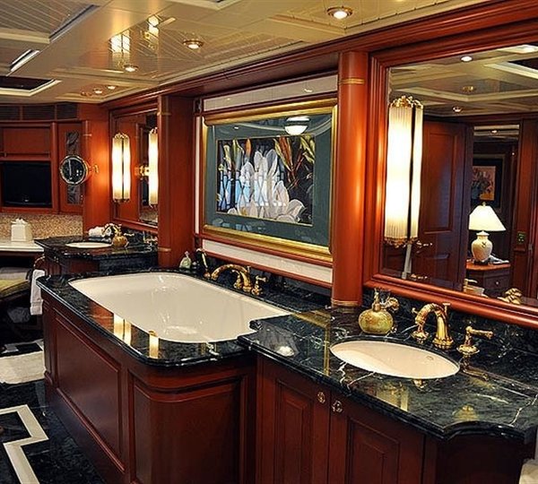 The 41m Yacht ATLANTICA