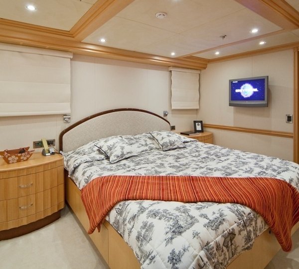 Guest's Cabin On Board Yacht GOLDEN HORN