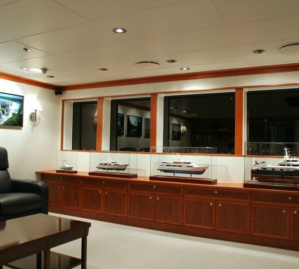Sky-lounge On Board Yacht SILVER CLOUD