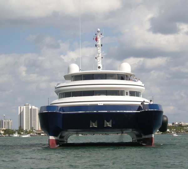 Forward Aspect On Board Yacht SILVER CLOUD