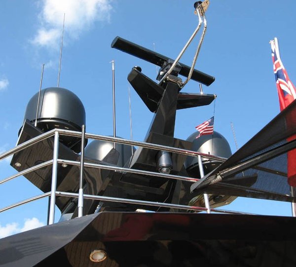 Mast On Board Yacht DRAGON