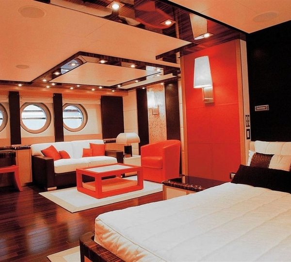 Sitting: Yacht DRAGON's Main Master Cabin Captured