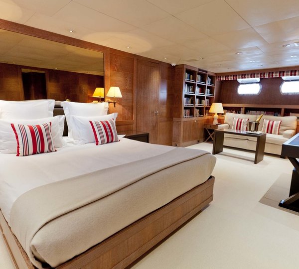 The 42m Yacht ELEMENT