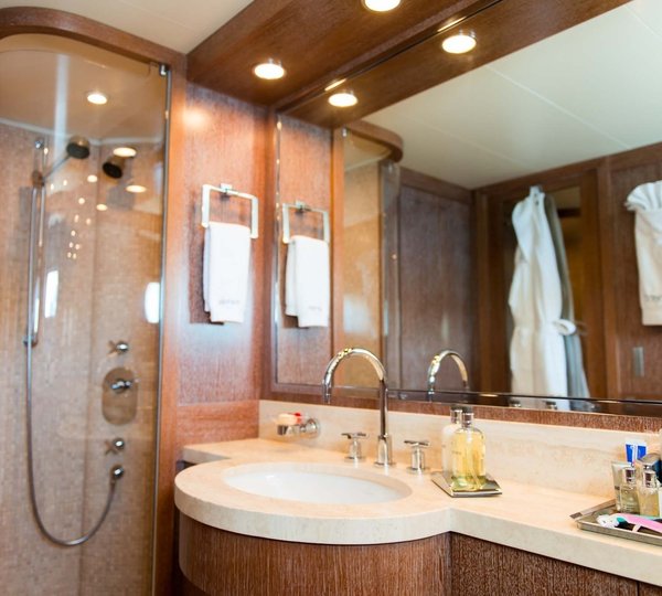 The 42m Yacht ELEMENT