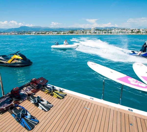 The 42m Yacht ELEMENT