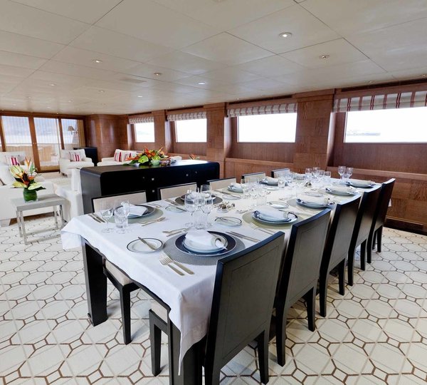 The 42m Yacht ELEMENT