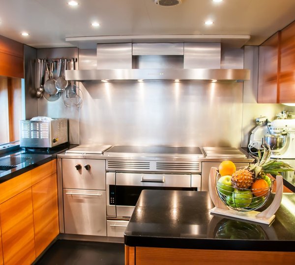 The 42m Yacht GLORIA TERESA