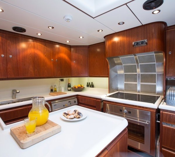 The 42m Yacht INFATUATION