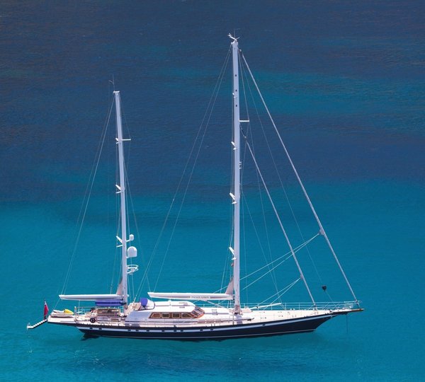 The 42m Yacht INFATUATION