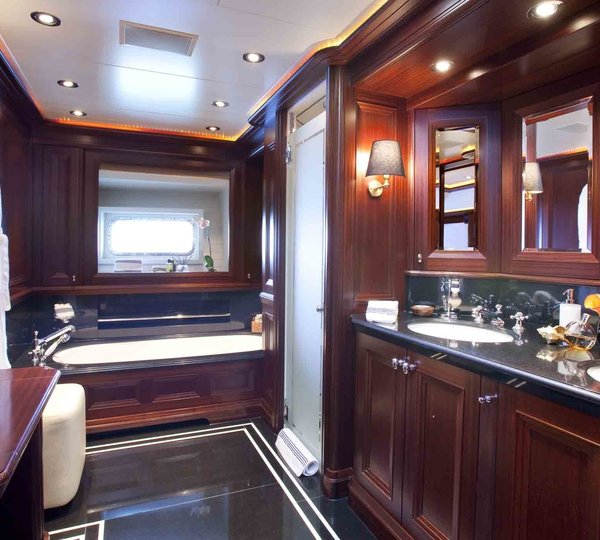 Main Master Bath On Yacht KOO