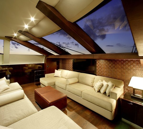 The 42m Yacht MY TOY