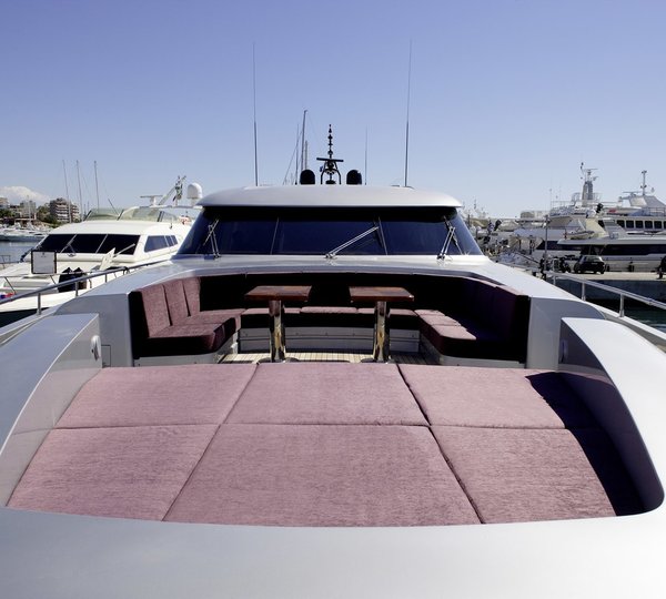 The 42m Yacht MY TOY