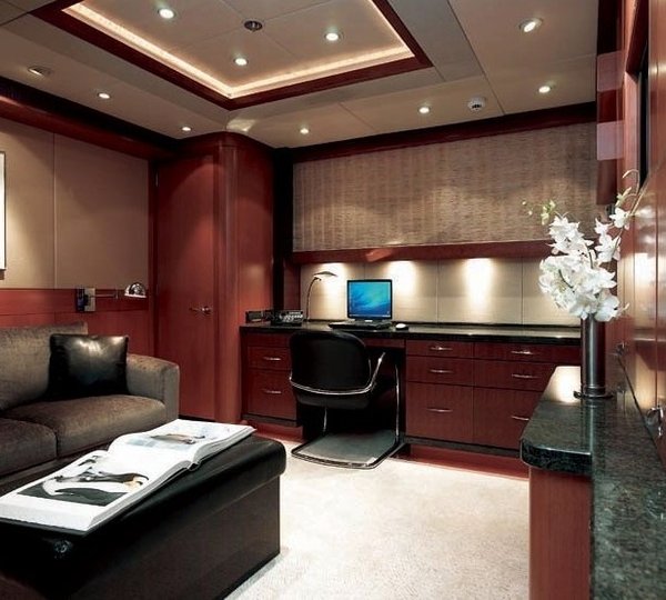 The 43m Yacht ANGIAMO