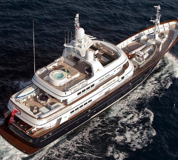 The 43m Yacht ANGIAMO