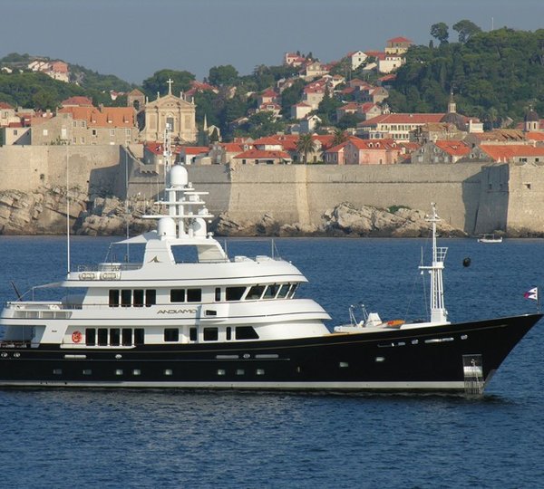 The 43m Yacht ANGIAMO