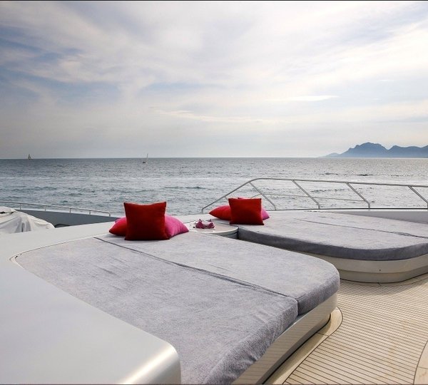 The 43m Yacht ANNAMIA