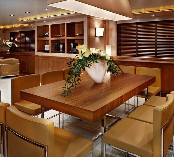 The 43m Yacht RUBECCAN