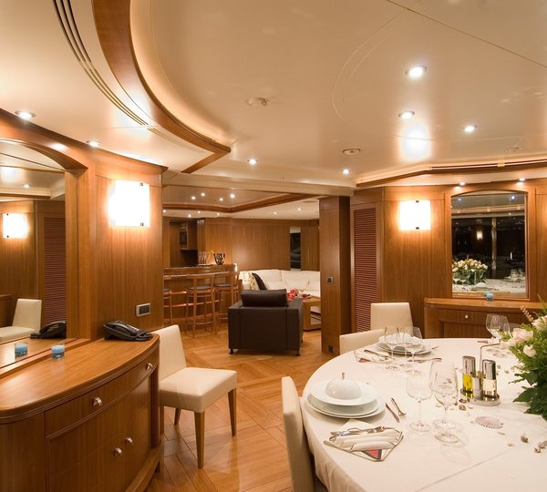 Eating/dining Furniture On Board Yacht BLUE VISION