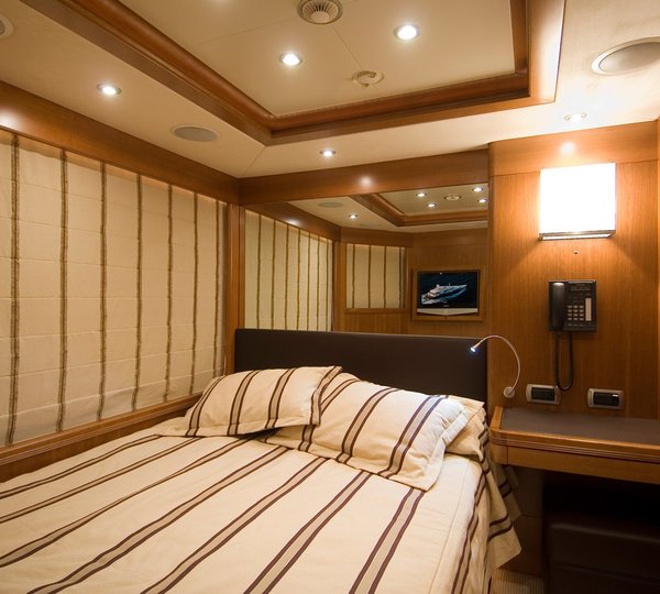 Cabin On Board Yacht BLUE VISION