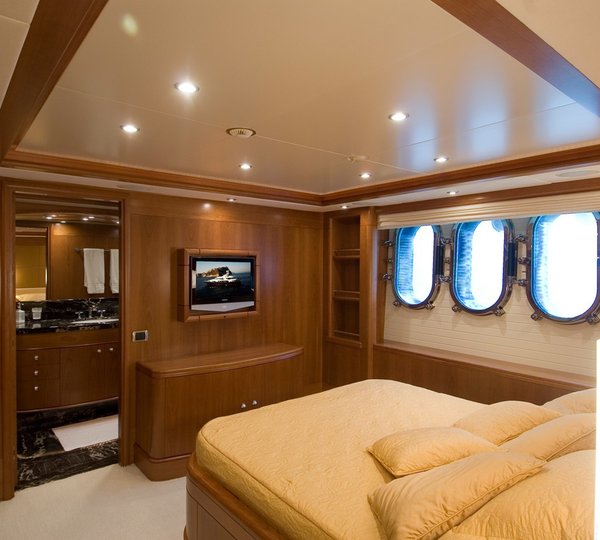 Screening: Yacht BLUE VISION's Neutralised Cabin Captured