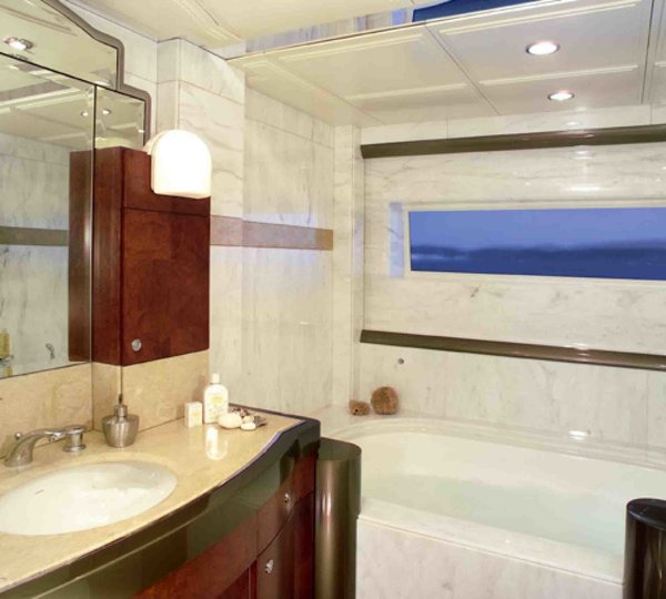 Main Master Bath On Board Yacht SILVER DREAM