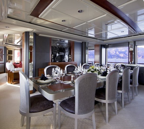 Eating/dining Saloon Aboard Yacht SILVER DREAM