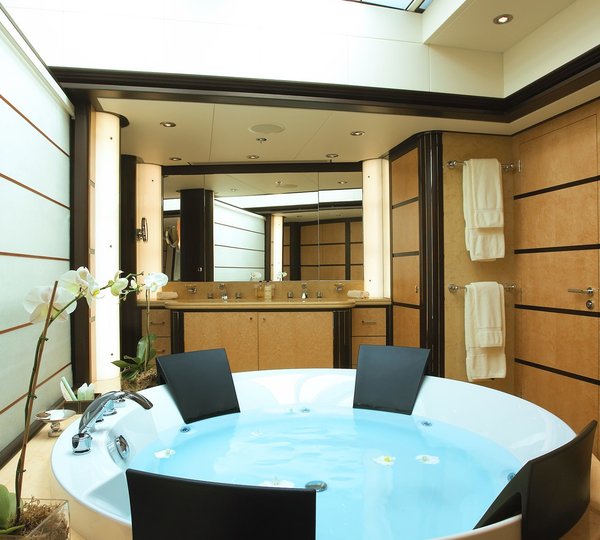 Main Master Jacuzzi Pool On Board Yacht HARLE