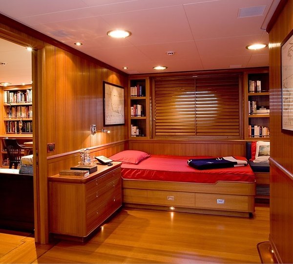 Cabin Aboard Yacht HERITAGE