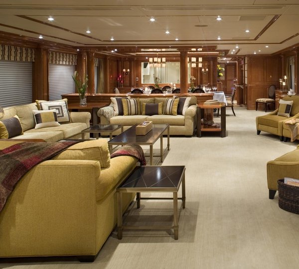 The 45m Yacht PARTY GIRL