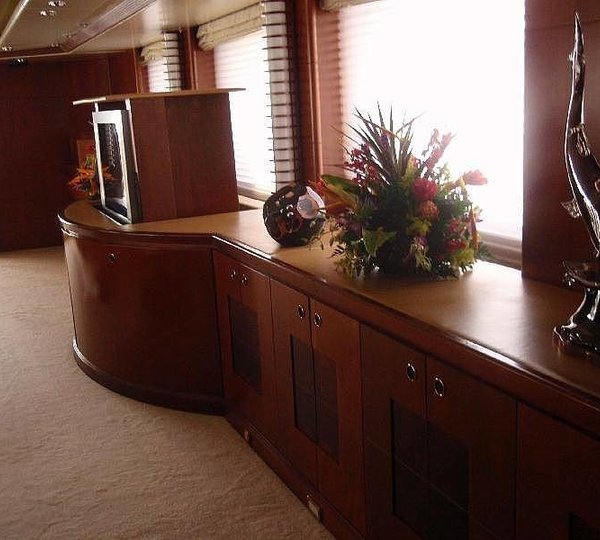 The 46m Yacht FRANCINE