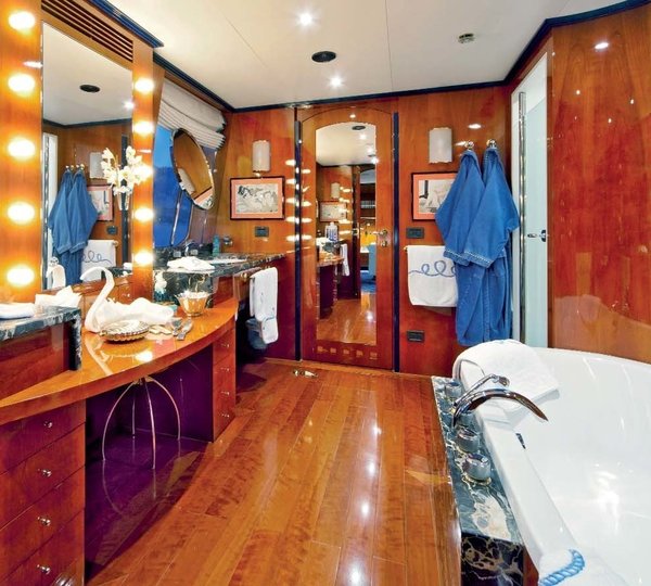 The 46m Yacht ONTARIO