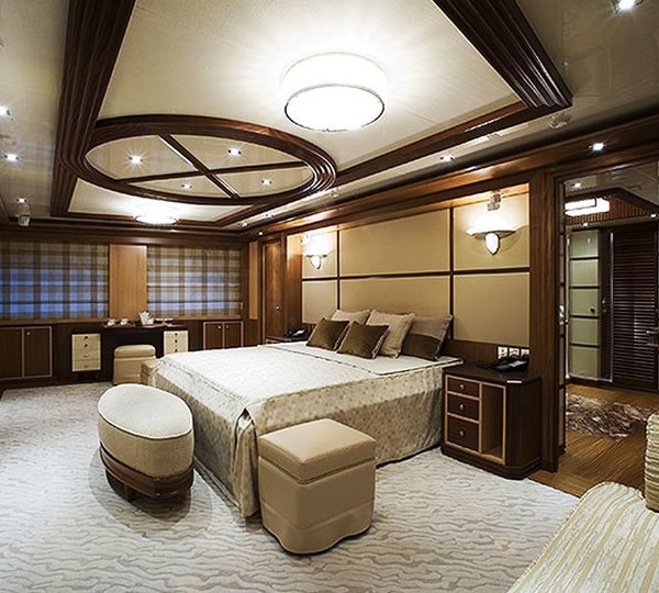 Main Master Cabin On Board Yacht PRINCESS IOLANTHE