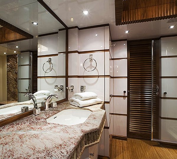 Guest's Bath On Board Yacht PRINCESS IOLANTHE